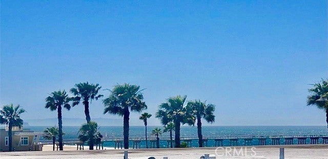 15 15th Street 22, Hermosa Beach.