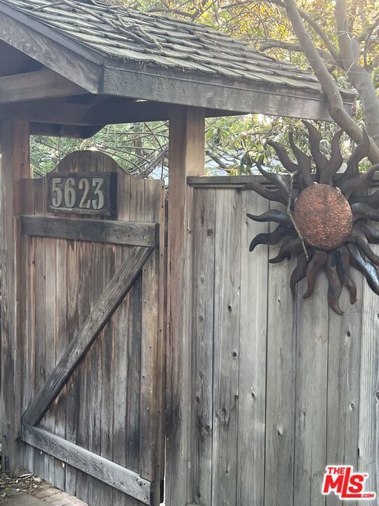 Photo of Listing #25496177