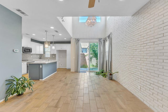 232 Paseo Gusto # 122, Palm Desert