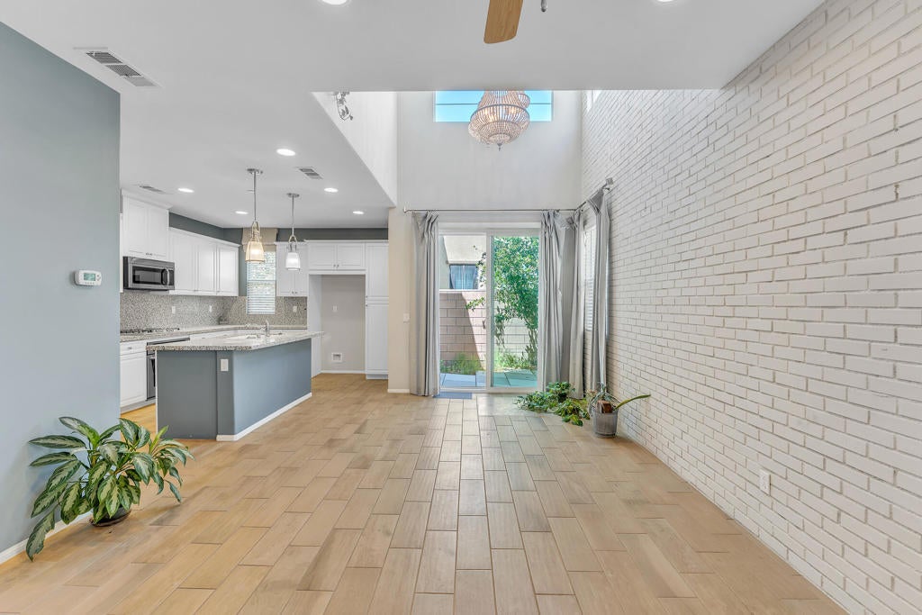 Photo of Listing #219124709DA