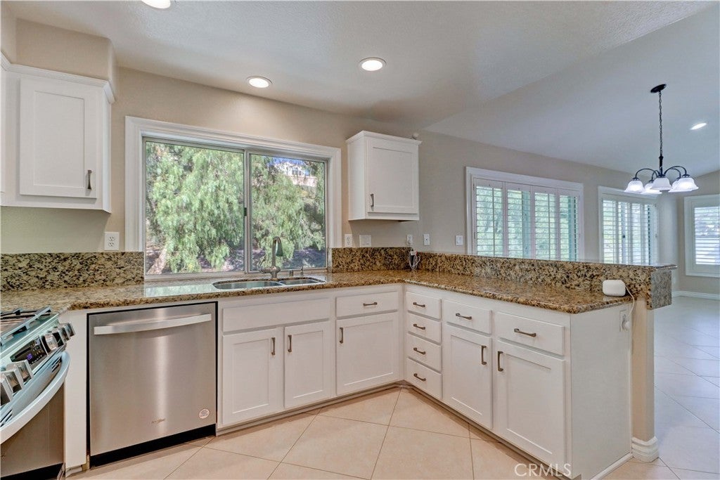 Photo of Listing #OC25037365