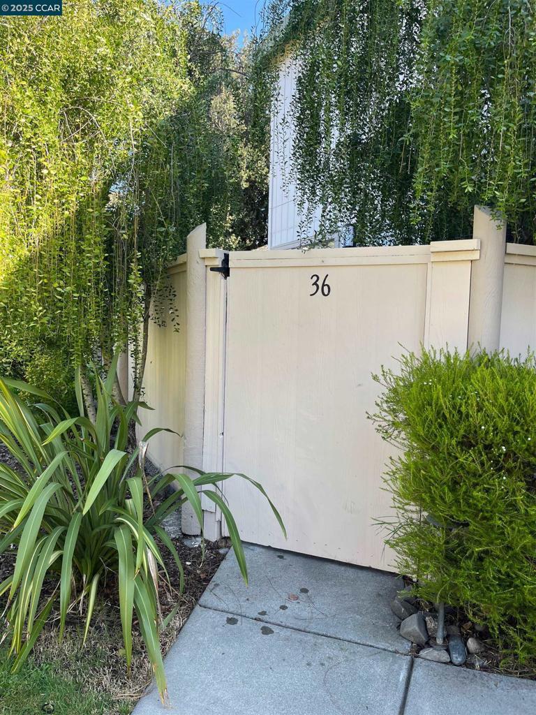 36 Dockside Circle, San Rafael