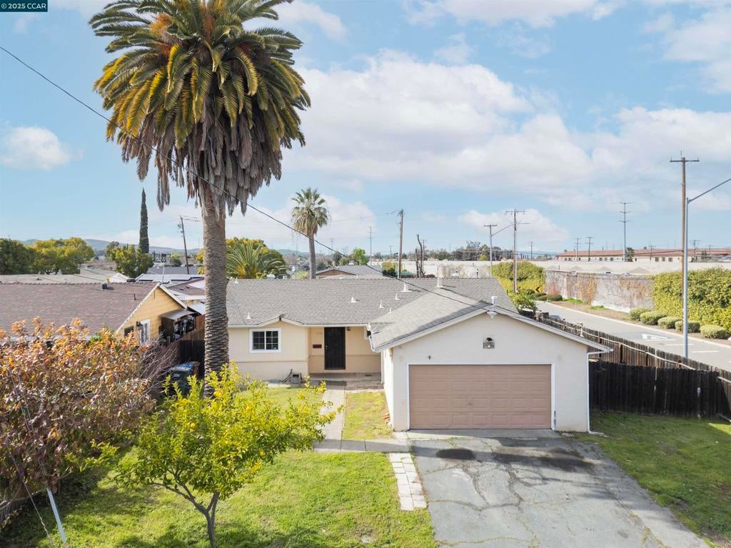 Photo of Listing #41086937