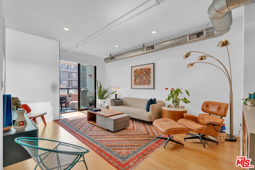 4115 Glencoe Avenue 203, Marina Del Rey