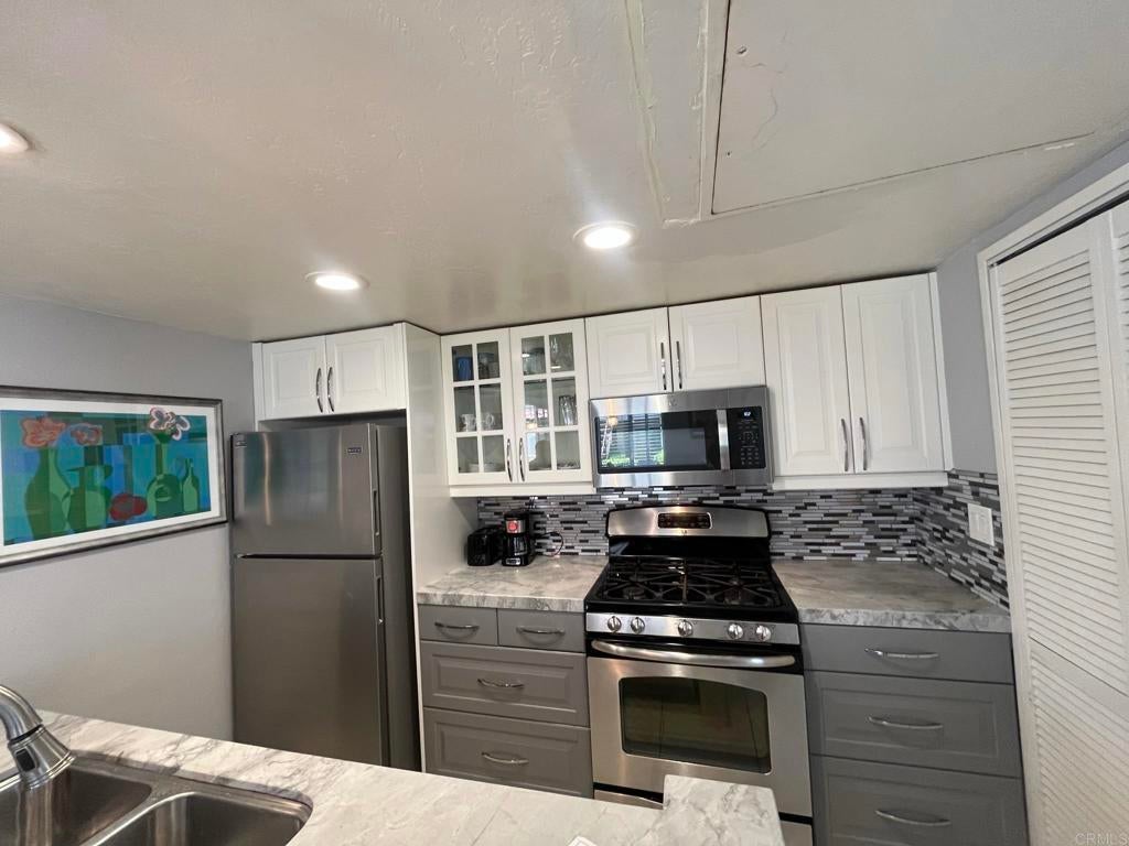 Photo of Listing #PTP2501394