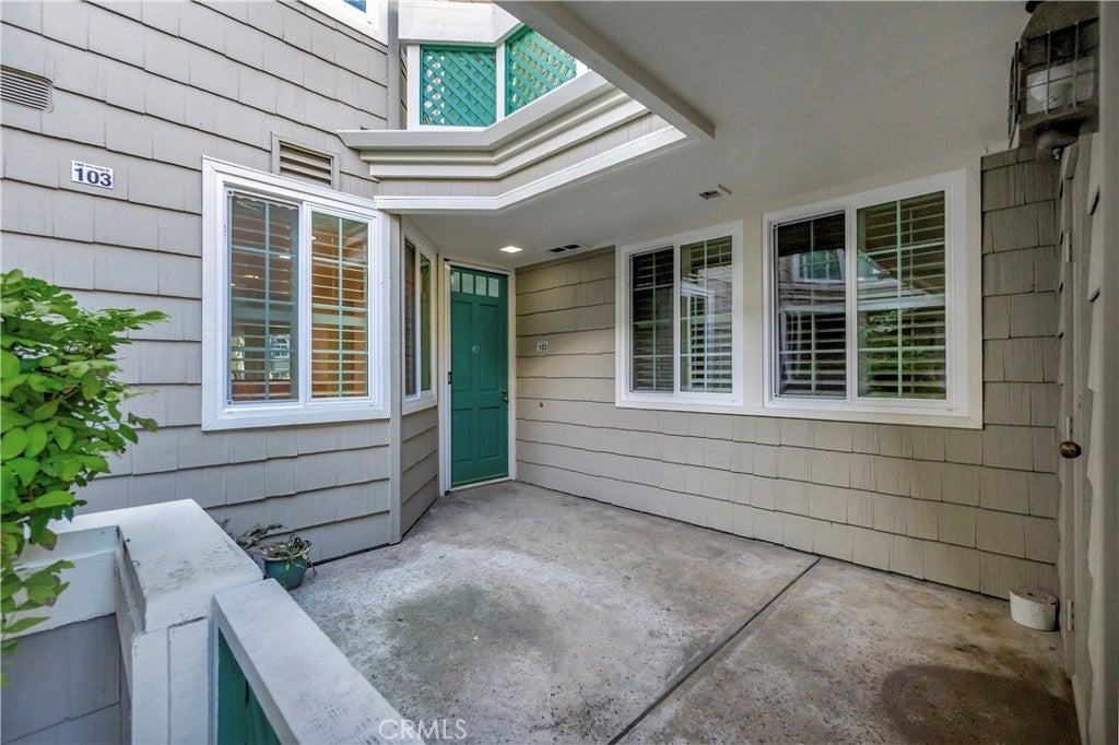 Photo of Listing #OC25040408