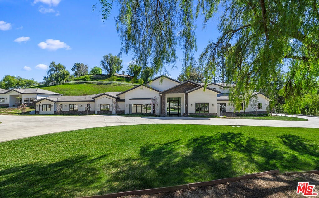 Photo of Listing #25502287