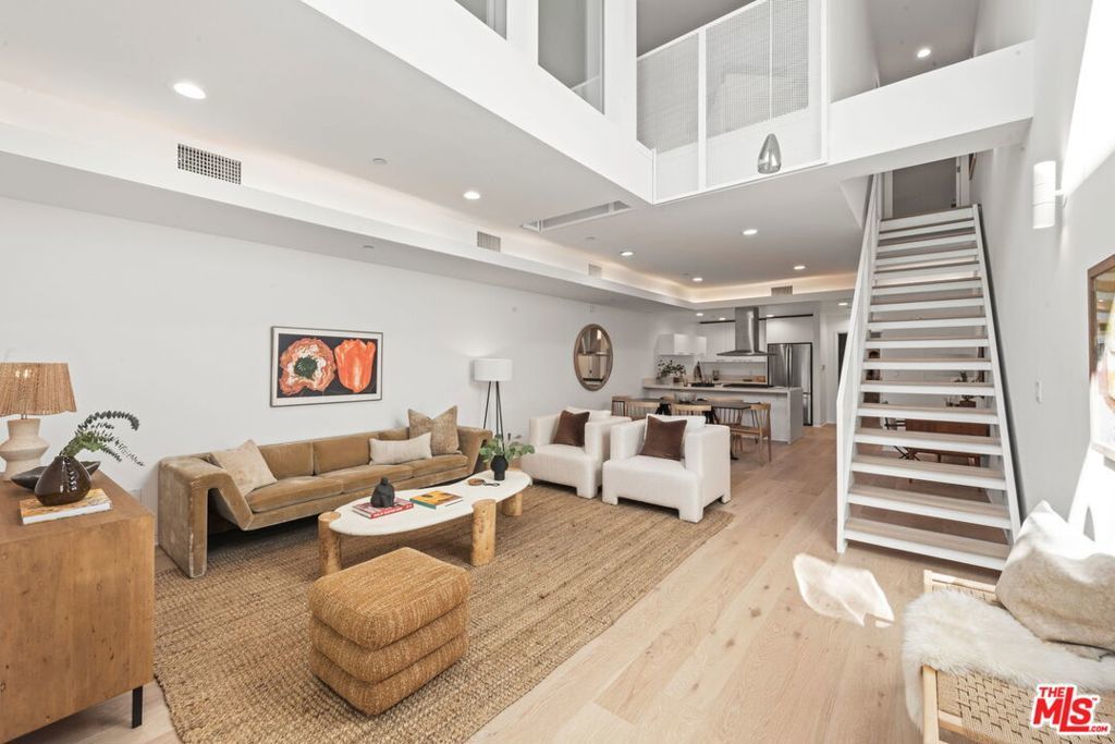 1140 Formosa Avenue 4, West Hollywood