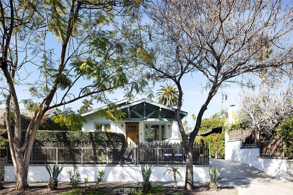 Photo of Listing #SR25045952