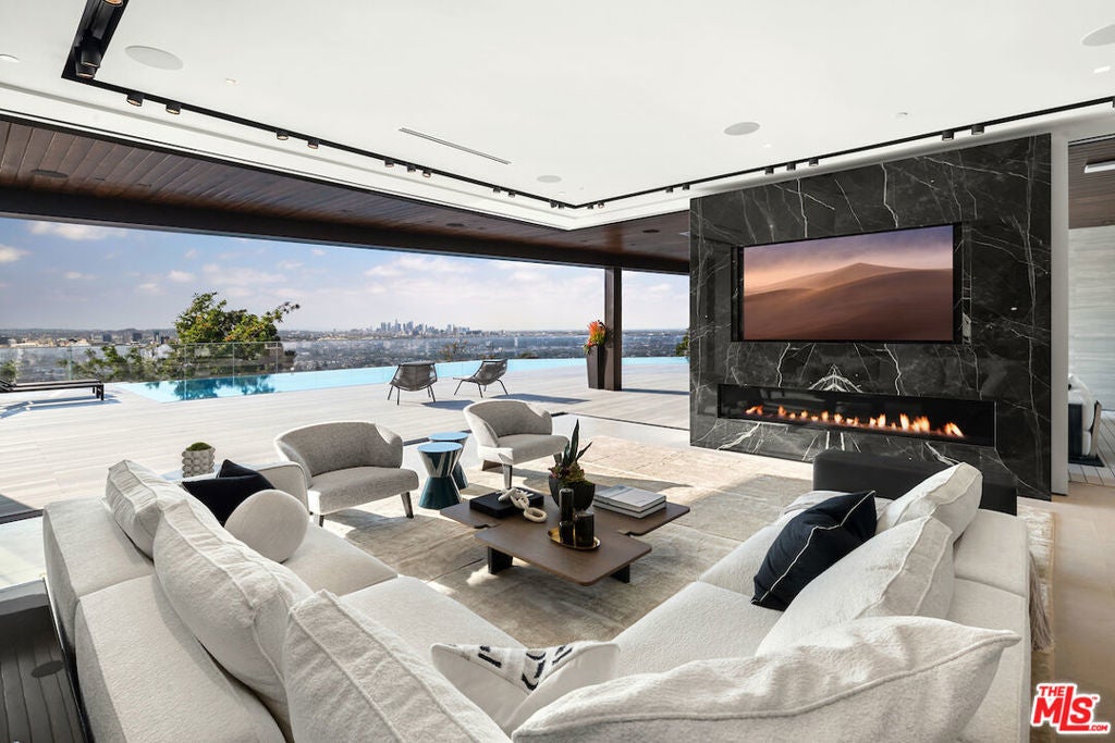 Photo of Listing #25506155