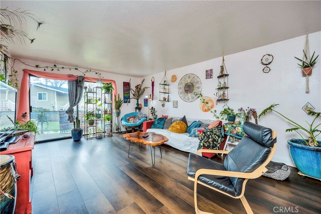 10 Royale Avenue 2, Lakeport