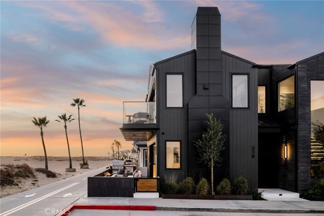 218 E Oceanfront, Newport Beach