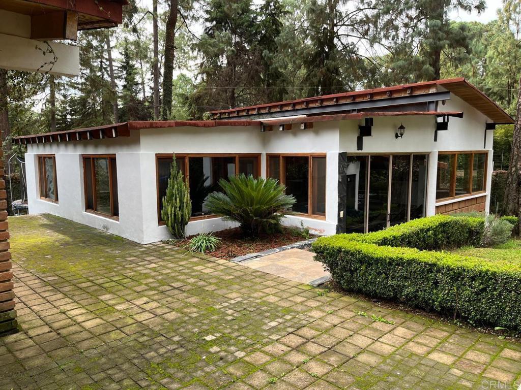 Photo of Listing #PTP2501636