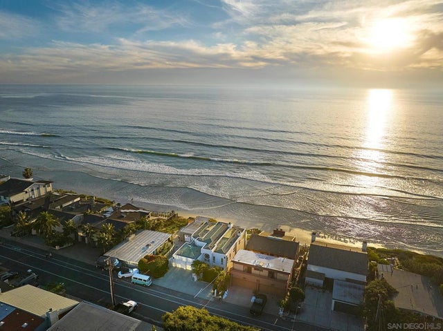 1630 Neptune Avenue, Encinitas.