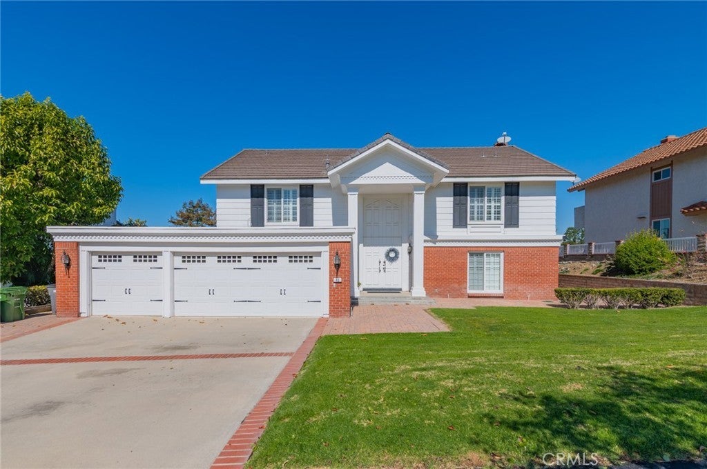 43 Country Lane