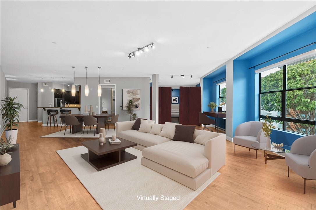 Photo of Listing #PW25049552