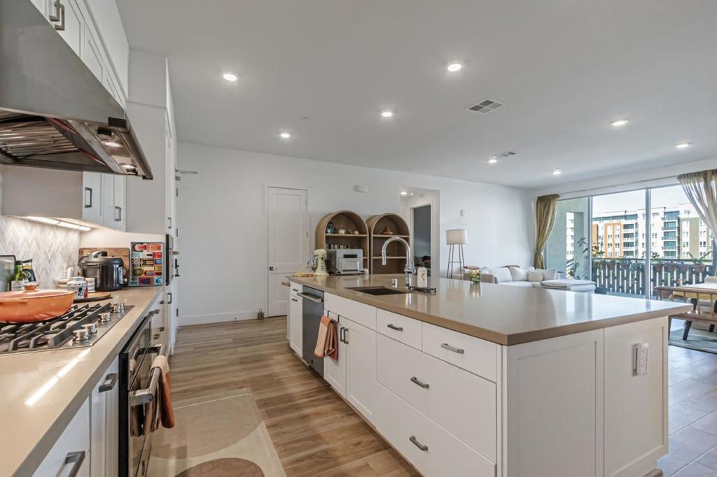 Photo of Listing #ML81997654