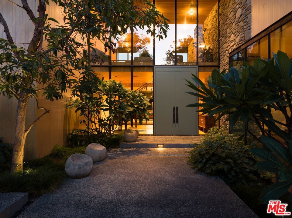 Photo of Listing #25510511