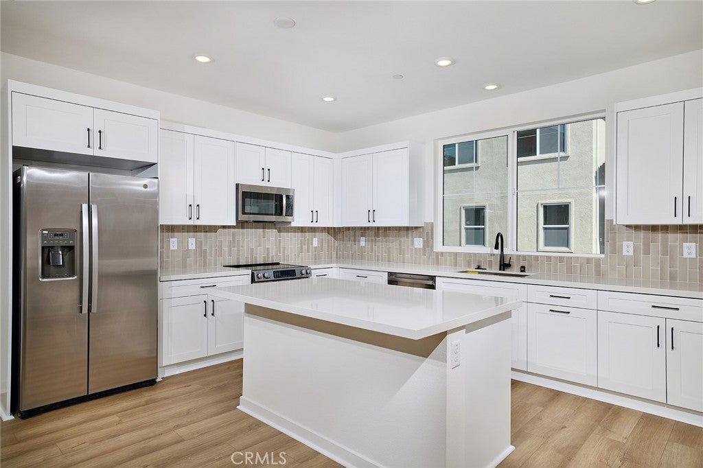 Photo of Listing #OC25055945