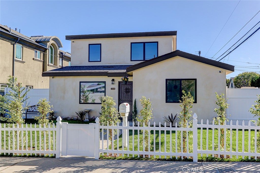 2200 Plant Avenue