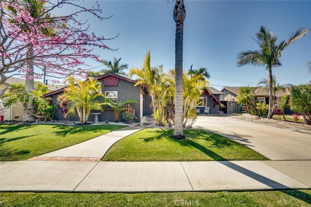 Photo of Listing #OC25050031