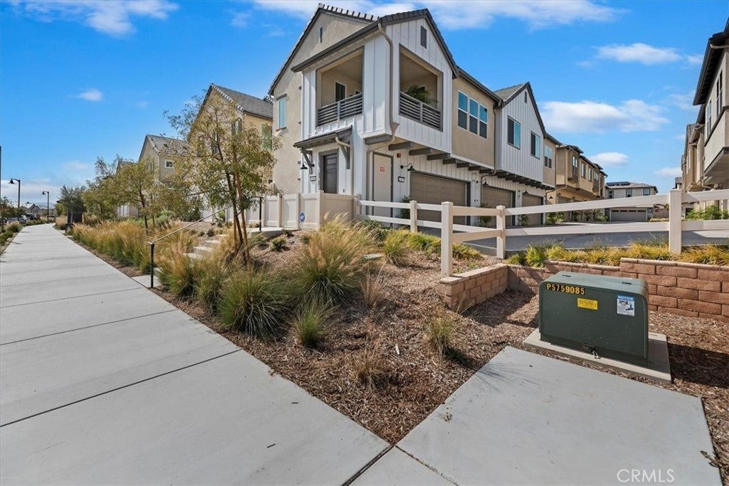 Photo of Listing #SW25057002