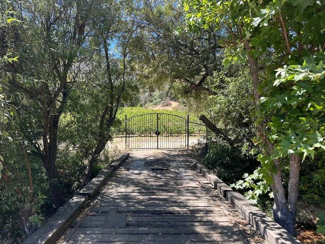 13160 Cienega Road, Hollister