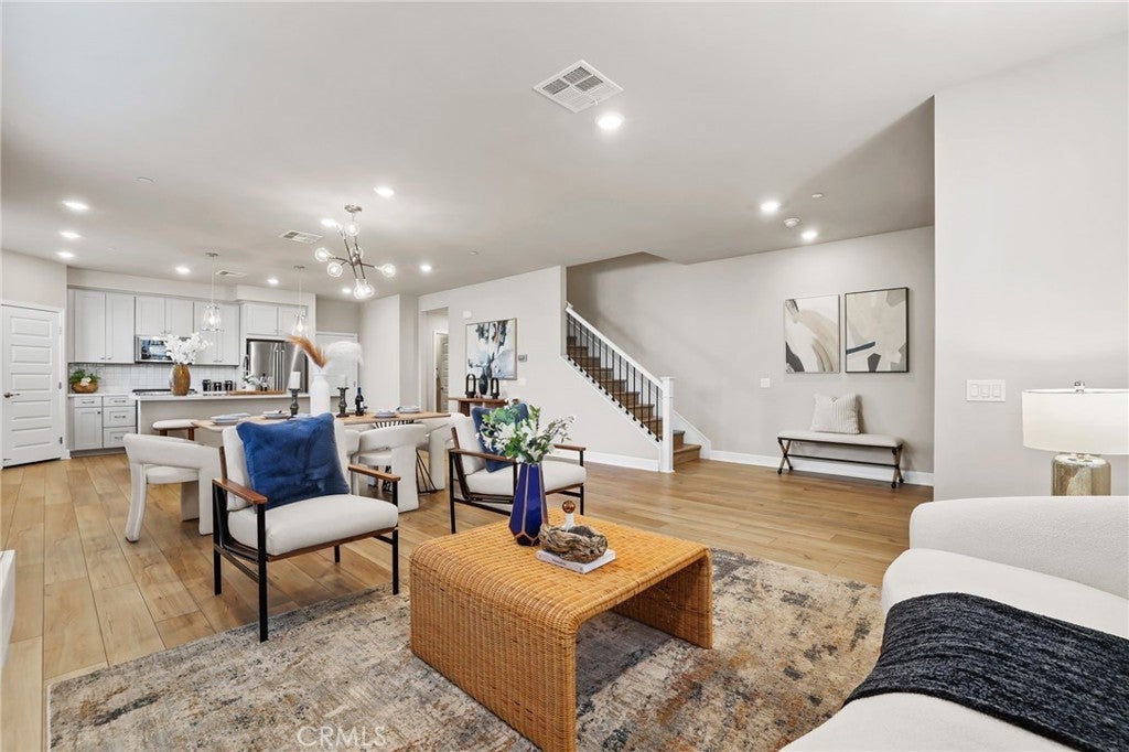 Photo of Listing #PW25058904