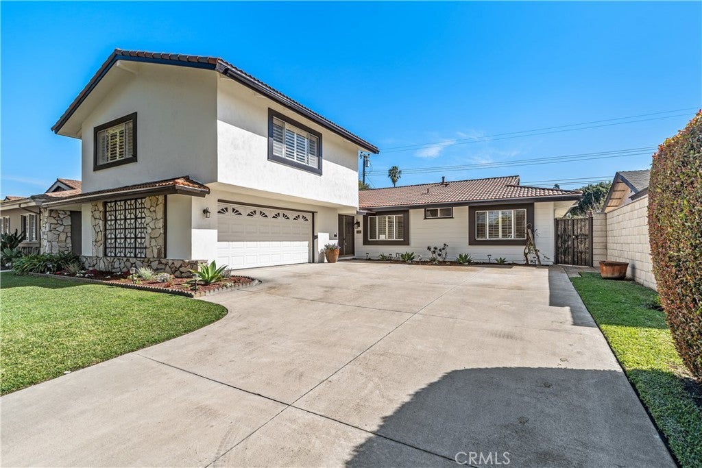 Photo of Listing #OC25060364
