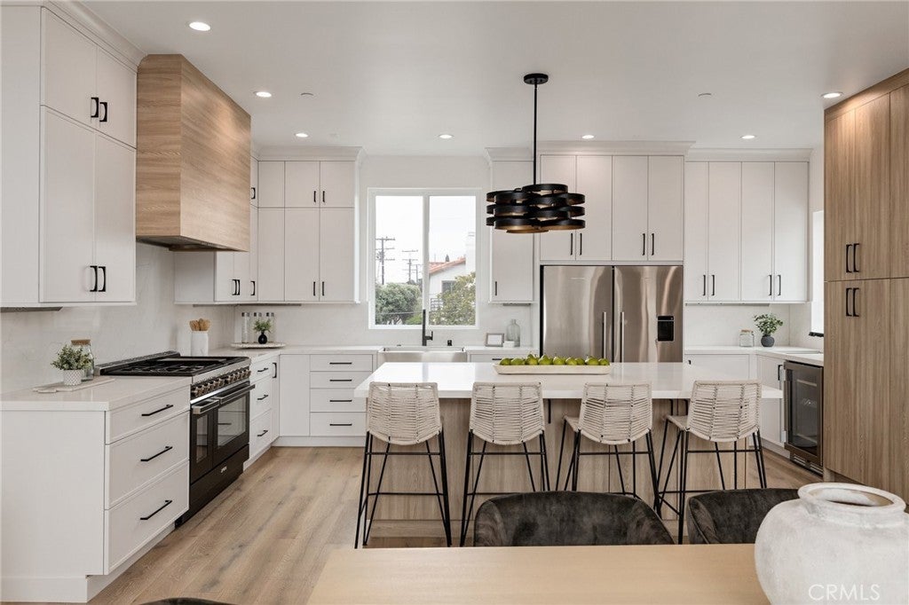 Photo of Listing #SB25061883