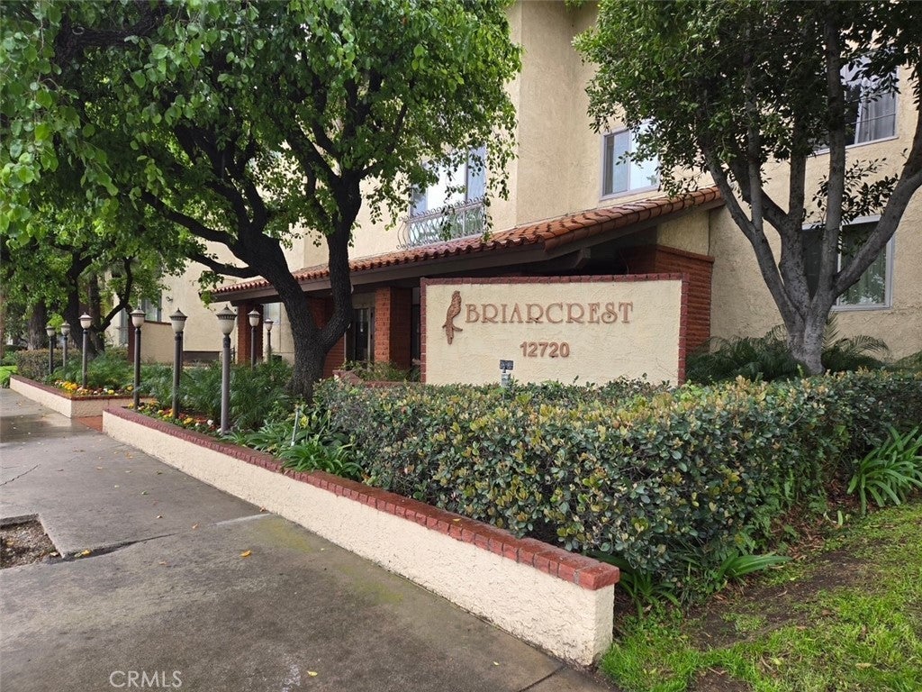 Photo of Listing #SR25049055