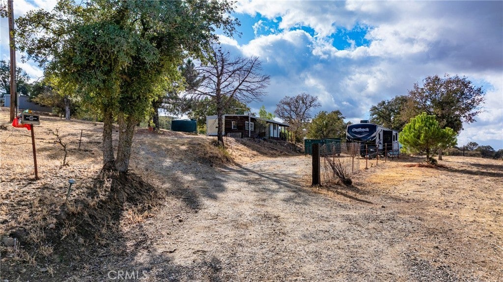 Photo of Listing #SR25063037