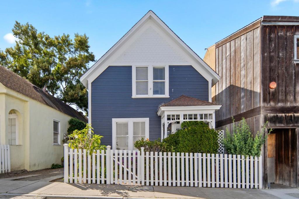 Photo of Listing #ML81999500