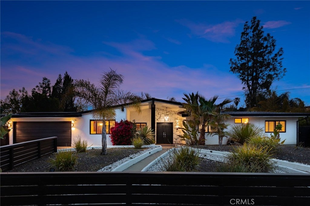 Photo of Listing #SR25065593