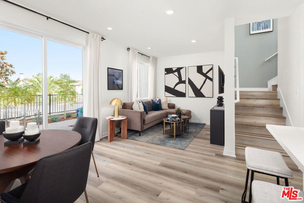 Photo of Listing #25514499