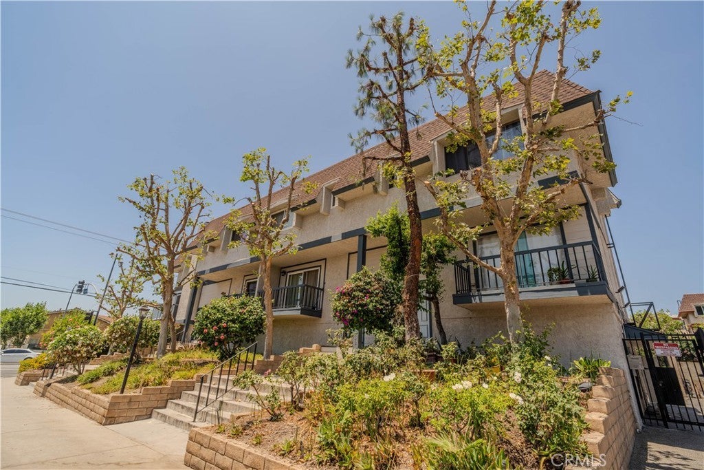 Photo of Listing #SR25065086