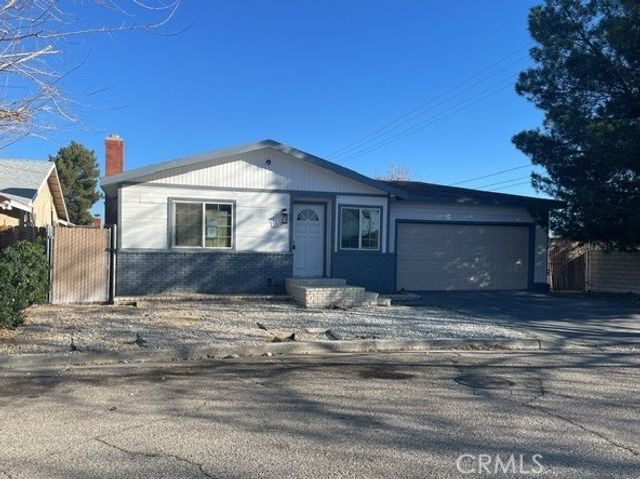 1853 Horizon Lane, Lancaster