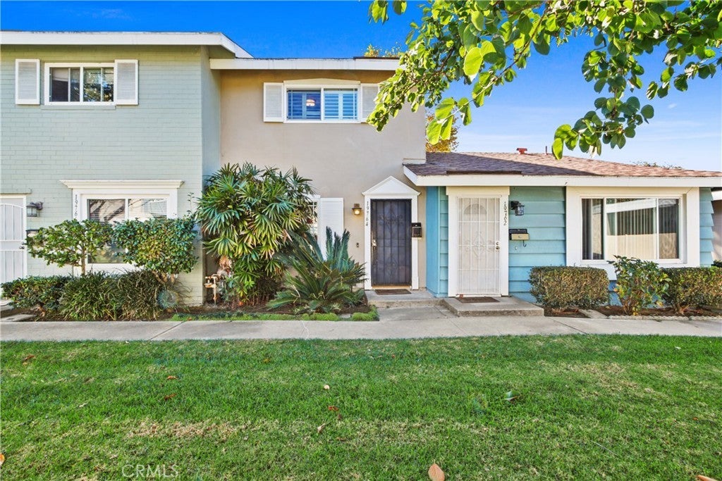 Photo of Listing #OC25070970