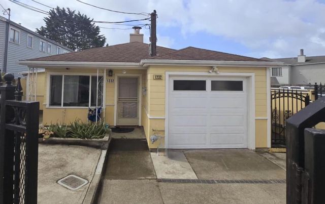 1232 Hillside Blvd, Daly City