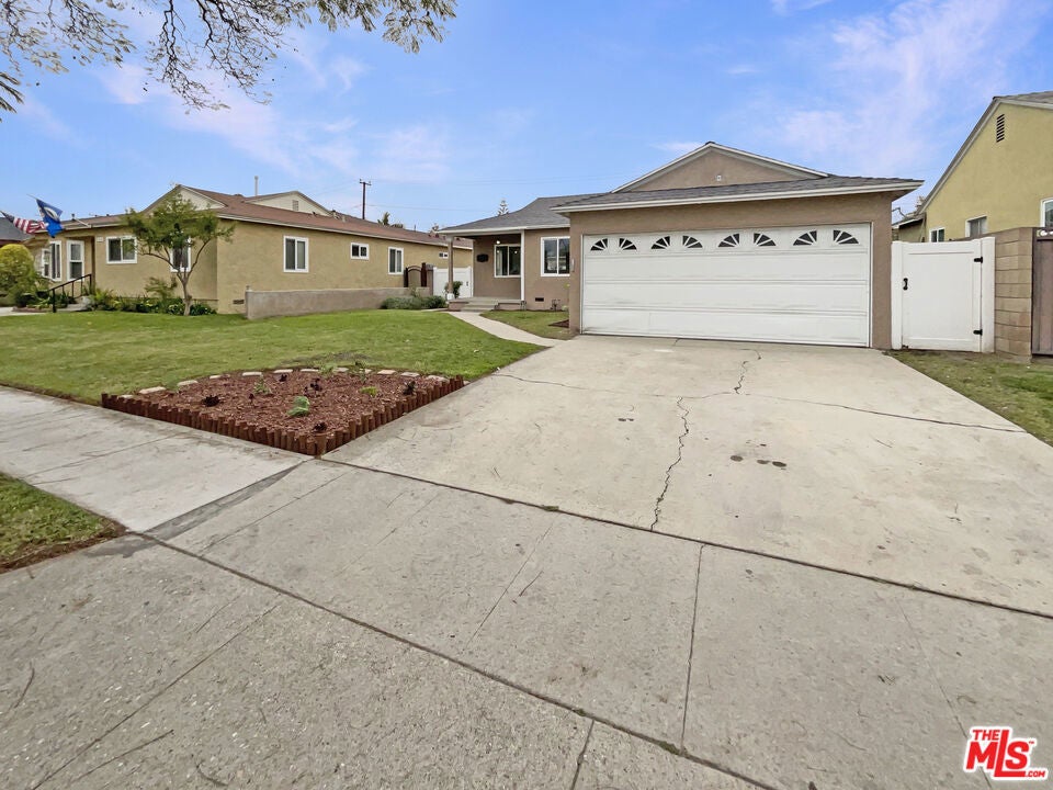 Photo of Listing #25519787