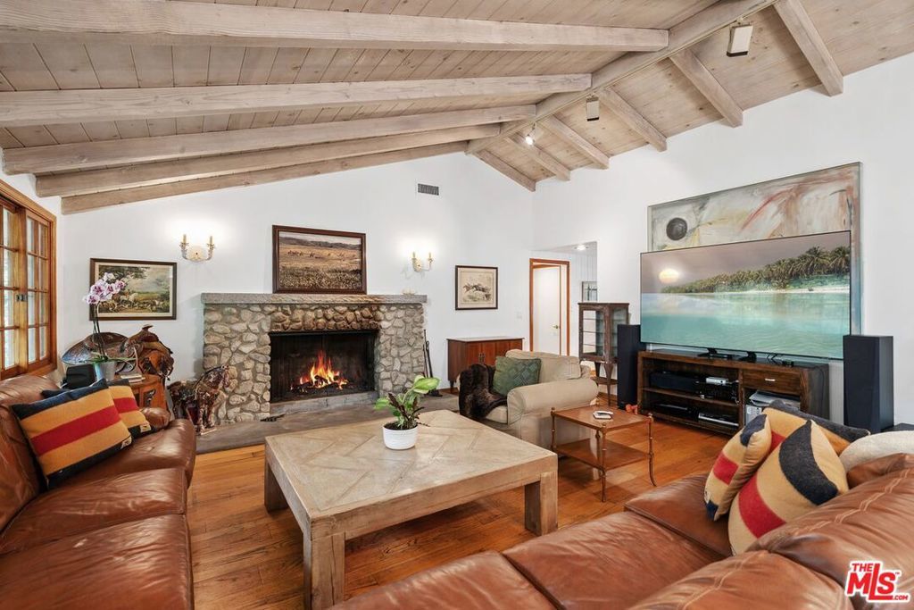 Photo of Listing #25519341