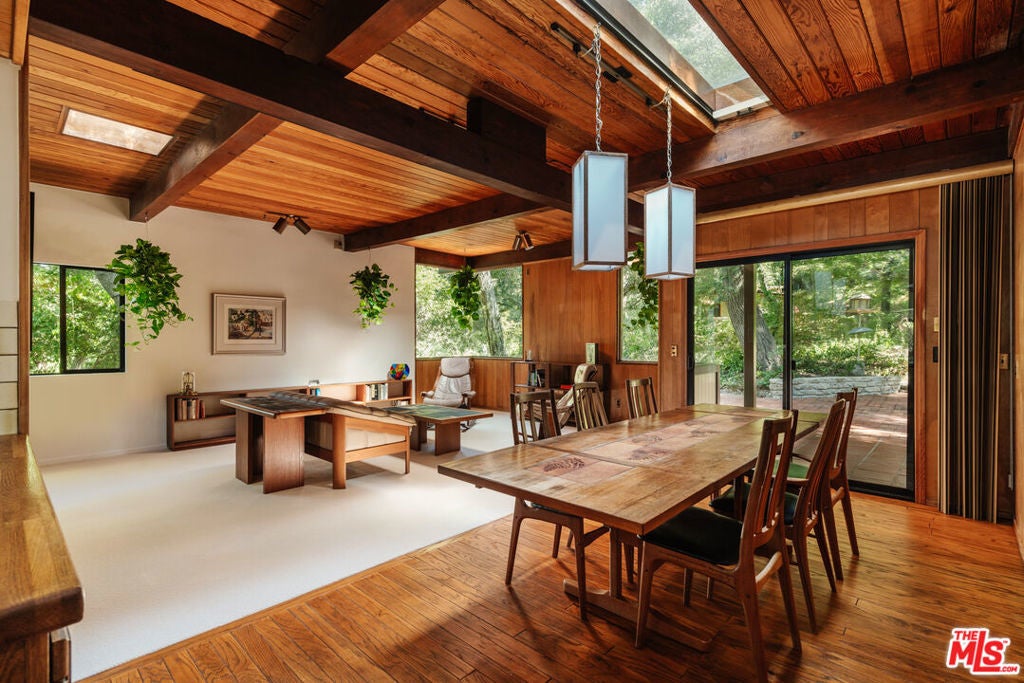 Photo of Listing #25520019