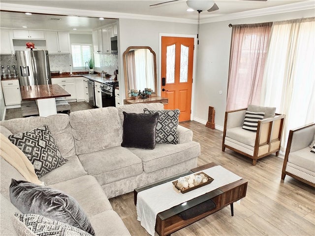 1430 E Michelson Street, Long Beach