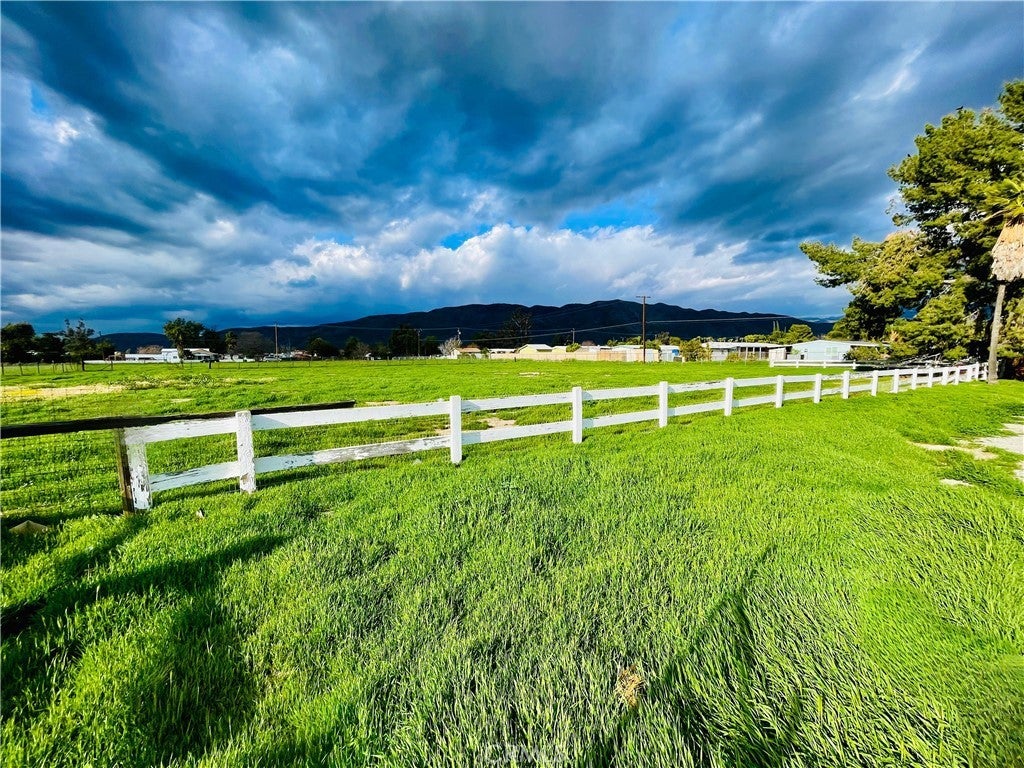 Photo of Listing #PW25074897