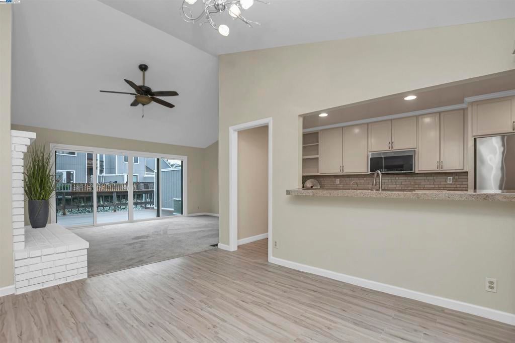 2039 Sand Point Road, Discovery Bay