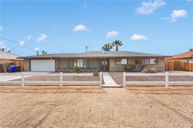 13206 Winona Road, Apple Valley