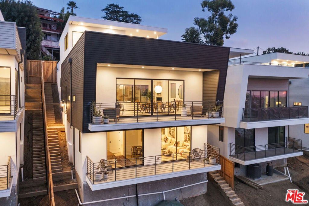 Photo of Listing #25522313