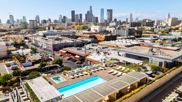 527 Molino Street # 108, Los Angeles