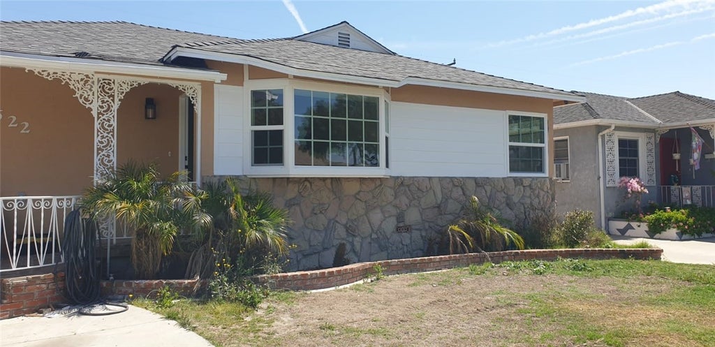 4622 Ladoga Avenue, Lakewood