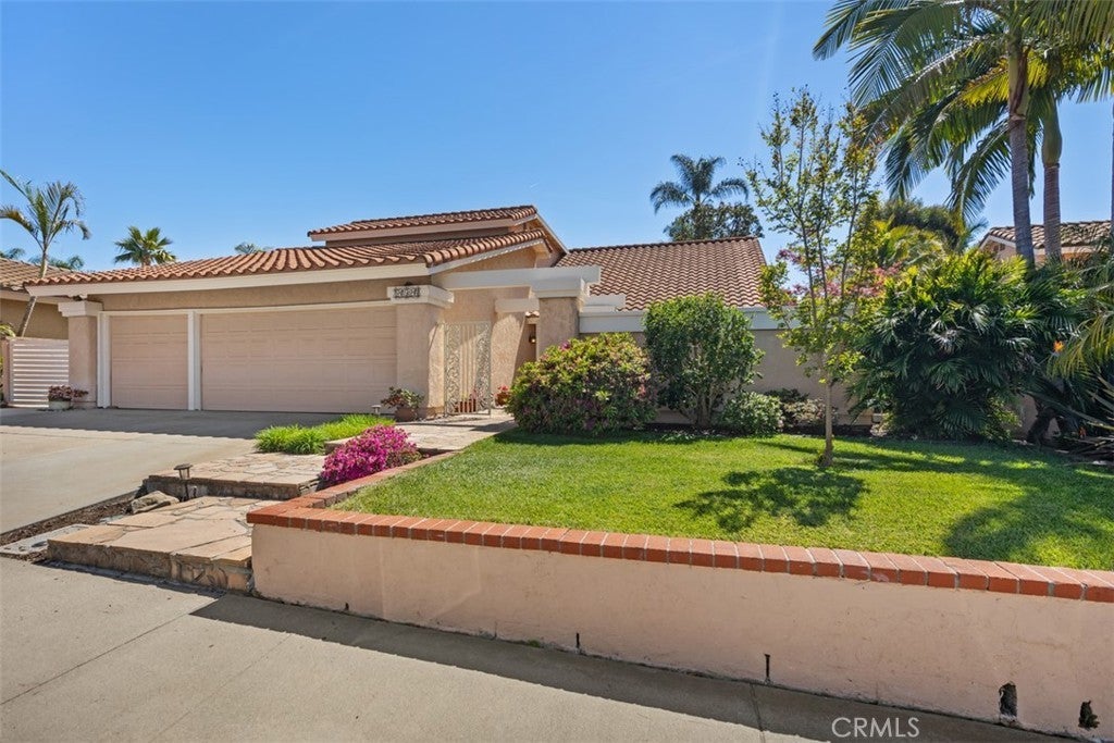 Photo of Listing #OC25081901
